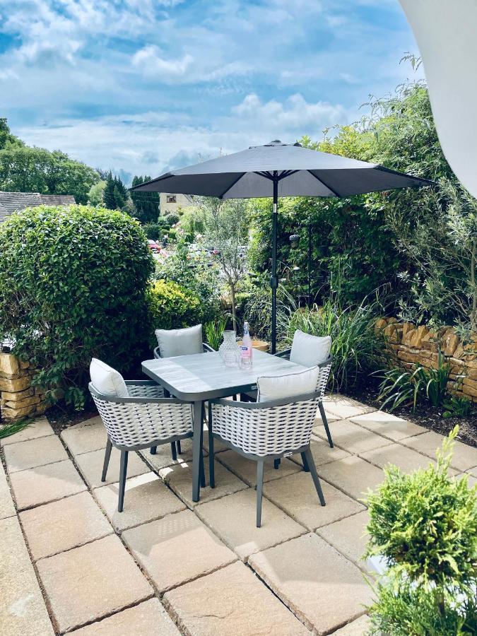 Cotswold Chic Retreats "Cloud Nine" Central Chipping Campden-Parking-Garden Exterior photo